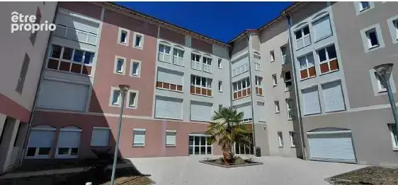 Appartement 1 pièce 30 m² à vendre à Balbigny (42510) - photo 2