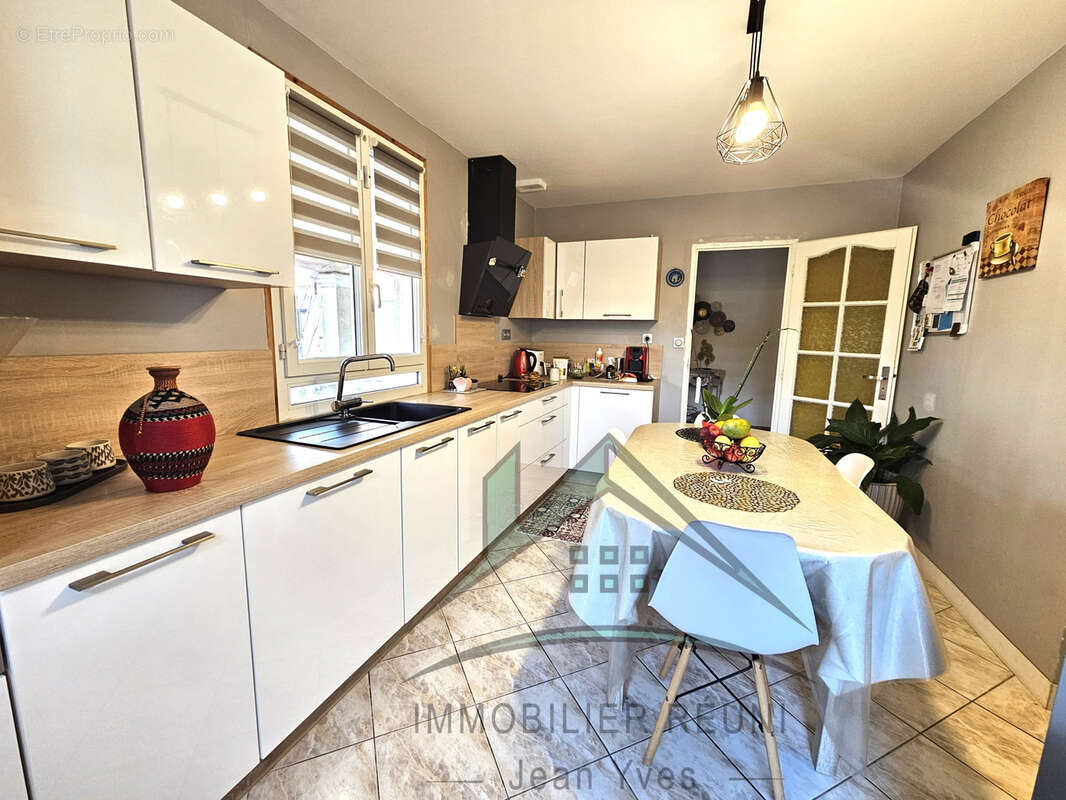 Maison à PORT-DE-BOUC