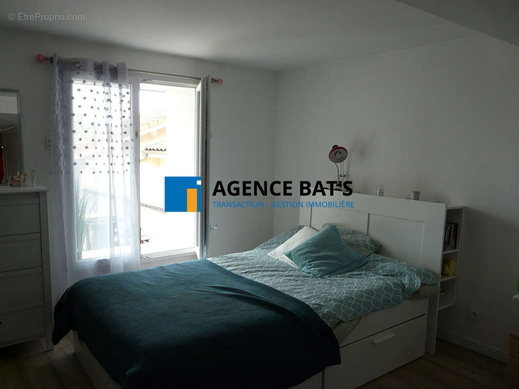 Photo 8 - Appartement à SAINT-GENEST-LERPT