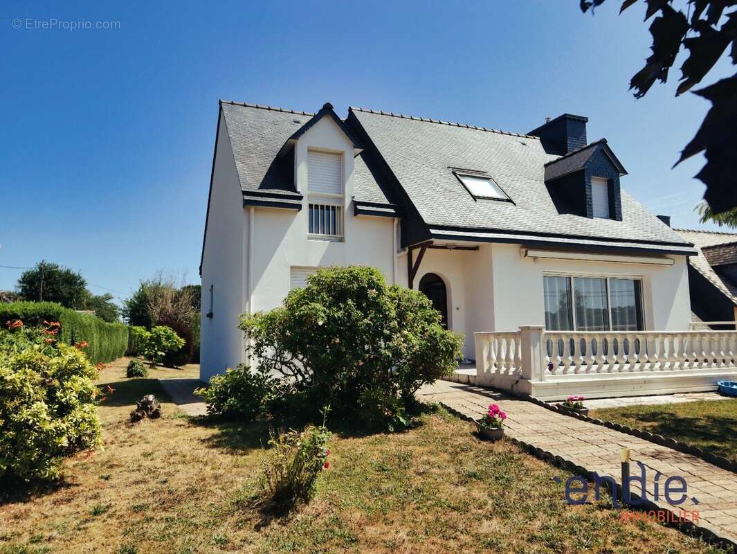 Maison familiale avec sous-sol complet  Proche du centre de Bubry - photo 2