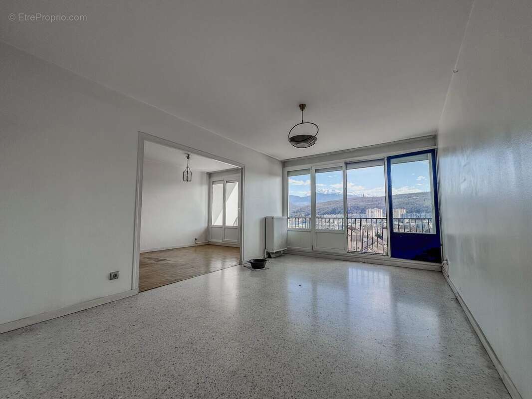Appartement à ECHIROLLES