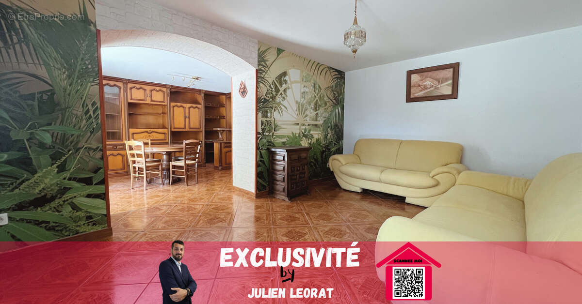 Maison à LAPEYROUSE-MORNAY