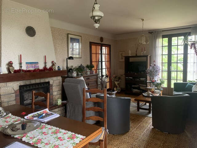 Maison 133 m² à Benet  - photo 3