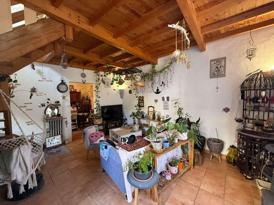 Appartement à CHATEAUNEUF-DU-RHONE
