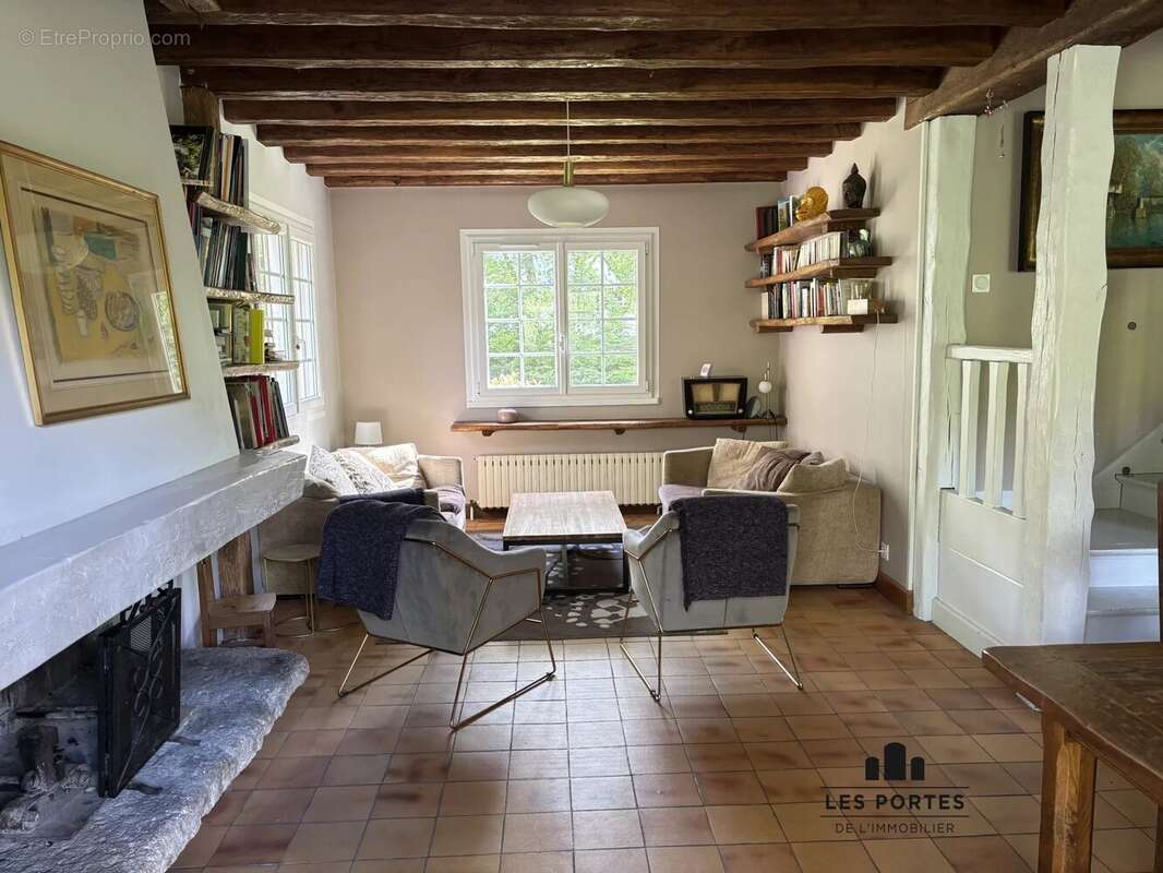 Maison à NOISY-SUR-ECOLE
