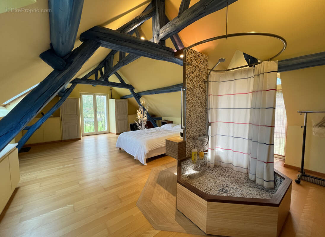 Maison à ARTANNES-SUR-INDRE