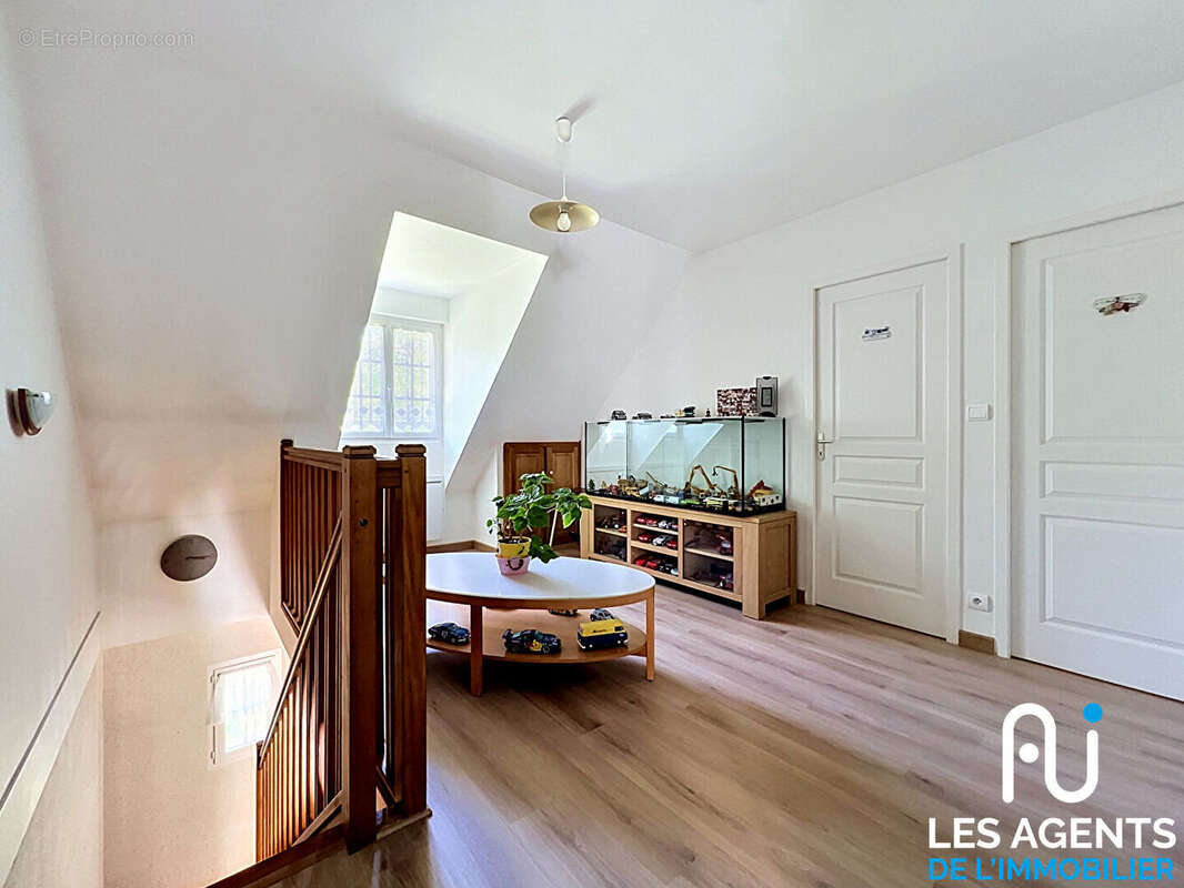 Maison à LIGNY-LE-RIBAULT