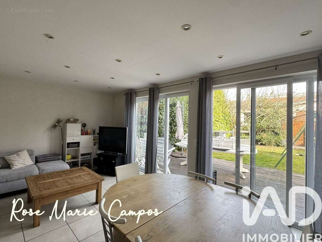 Photo 2 - Maison à MONTCEAU-LES-MINES