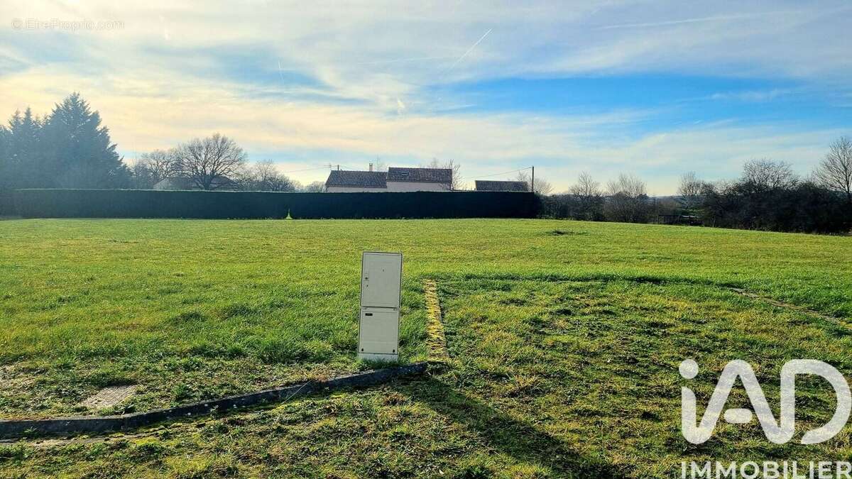 Photo 6 - Terrain à VALENCE-D'ALBIGEOIS