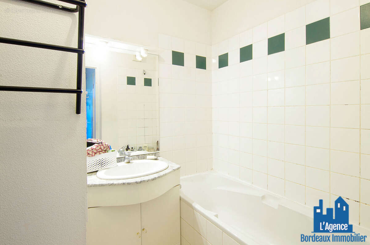 Appartement à BEGLES