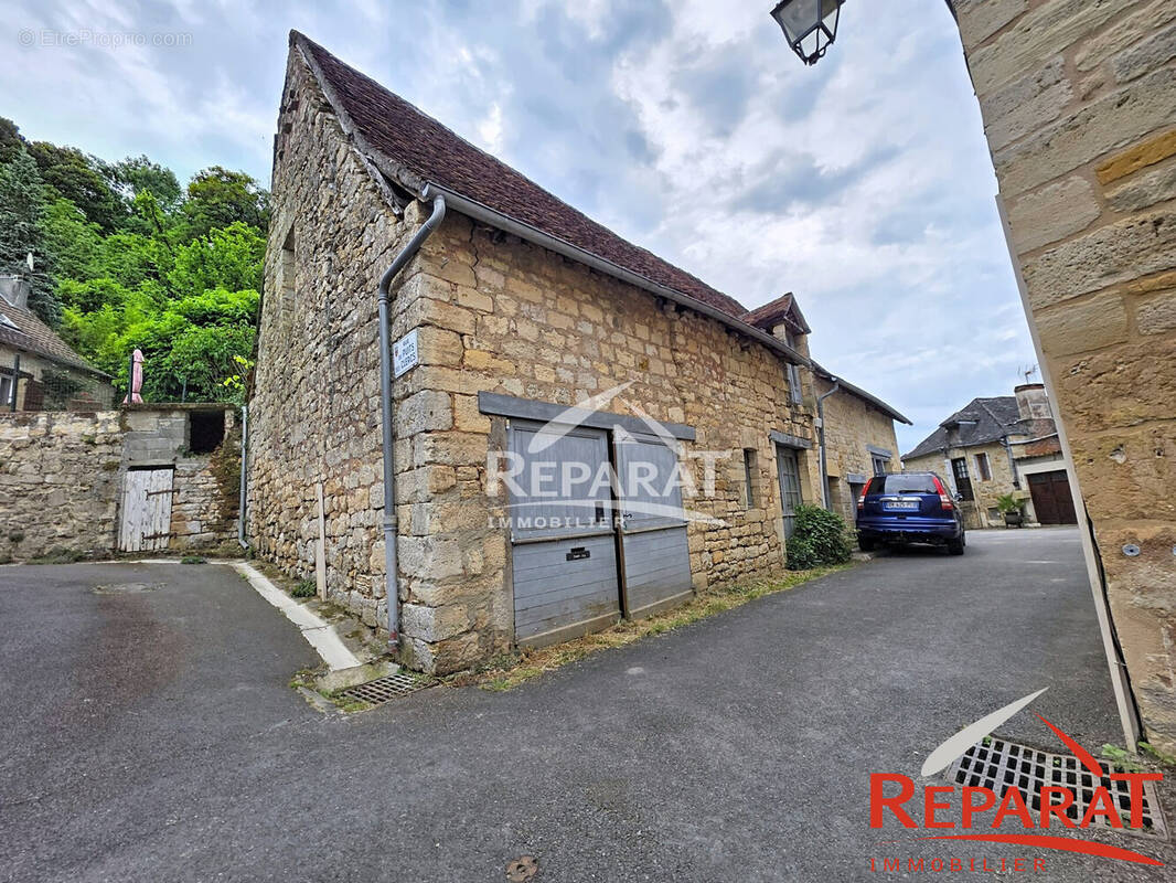 Maison à AYEN