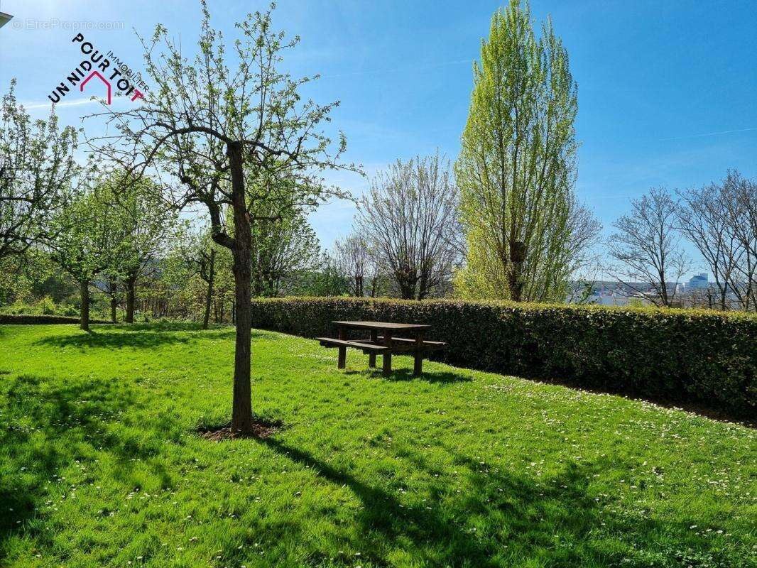 Appartement à ISSY-LES-MOULINEAUX