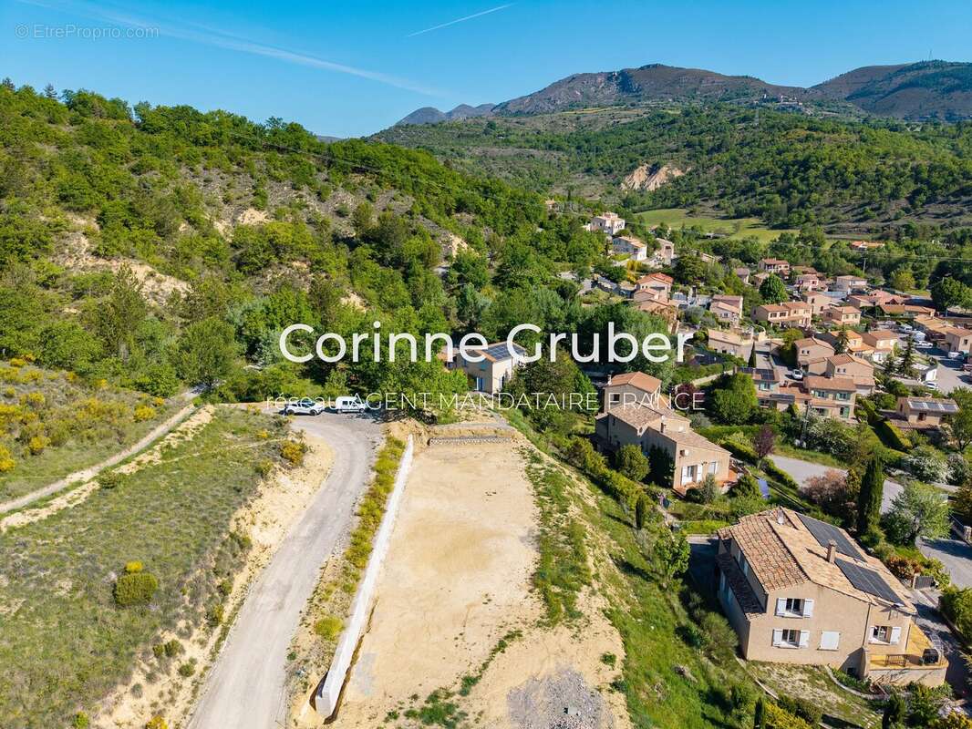 Terrain à DIGNE-LES-BAINS