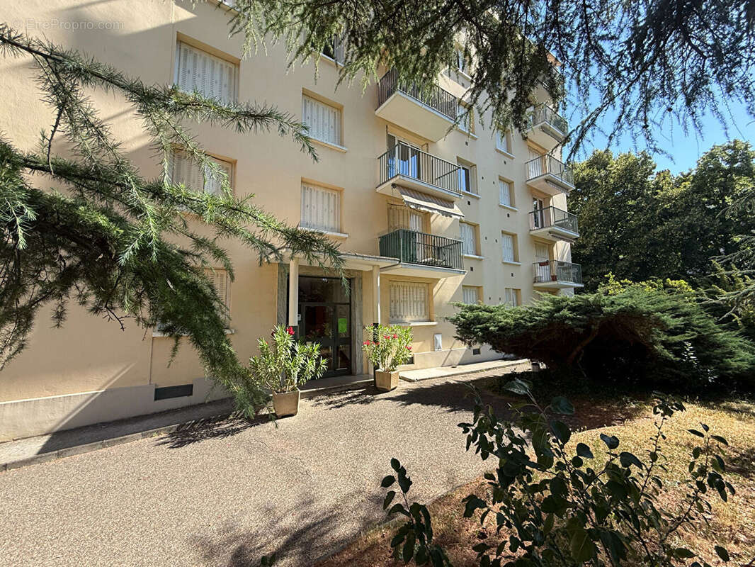 Appartement à VILLEURBANNE