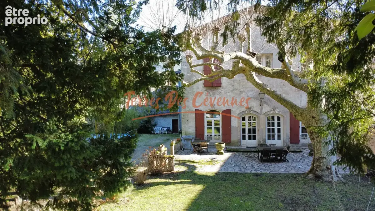 Belle bâtisse en pierre avec piscine - photo 10