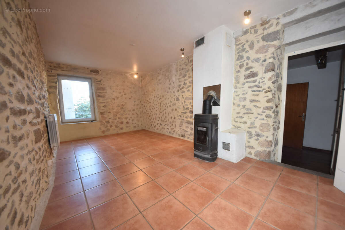 Maison à POUZOLS-MINERVOIS