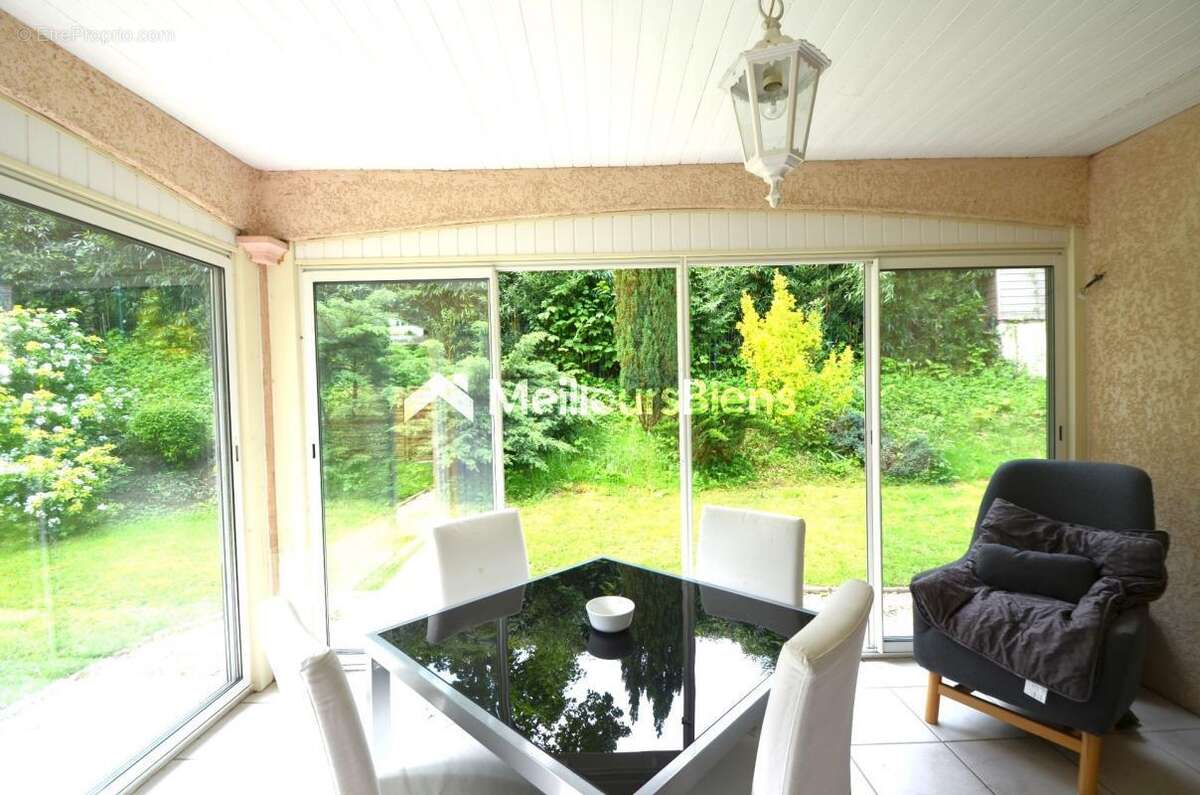 Maison à ROCHETAILLEE-SUR-SAONE