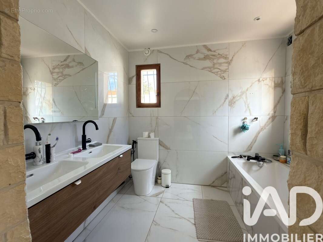 Photo 8 - Maison à CARNOUX-EN-PROVENCE