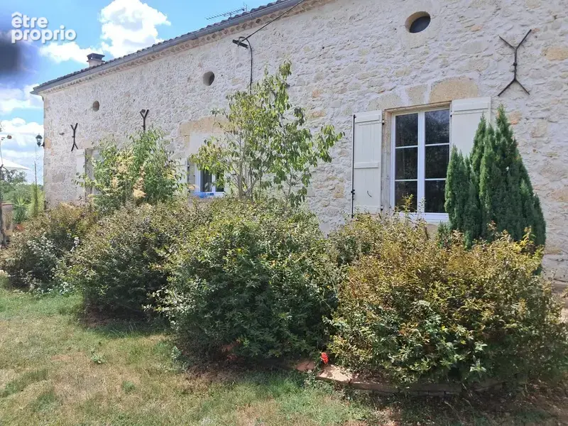 Maison à vendre P5 -160m2- Terrain 4044m2-Dépendances -Proche Astaffort - photo 4
