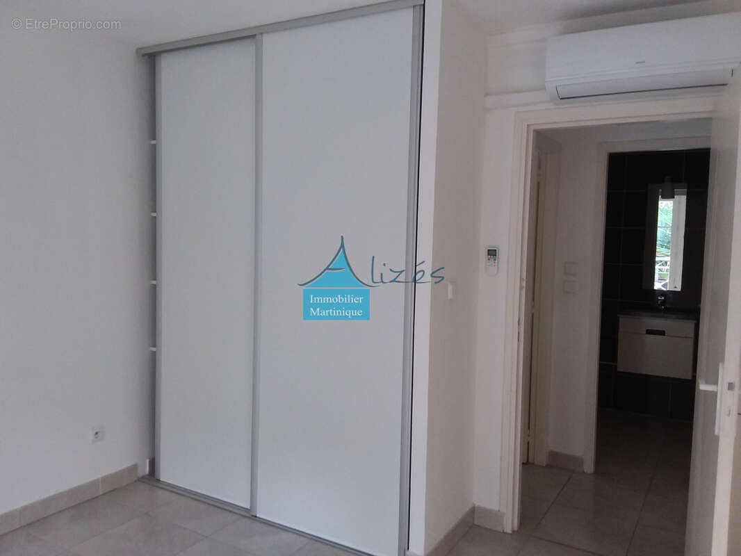 Appartement à LES TROIS-ILETS