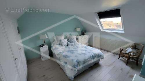 Maison à COMBS-LA-VILLE