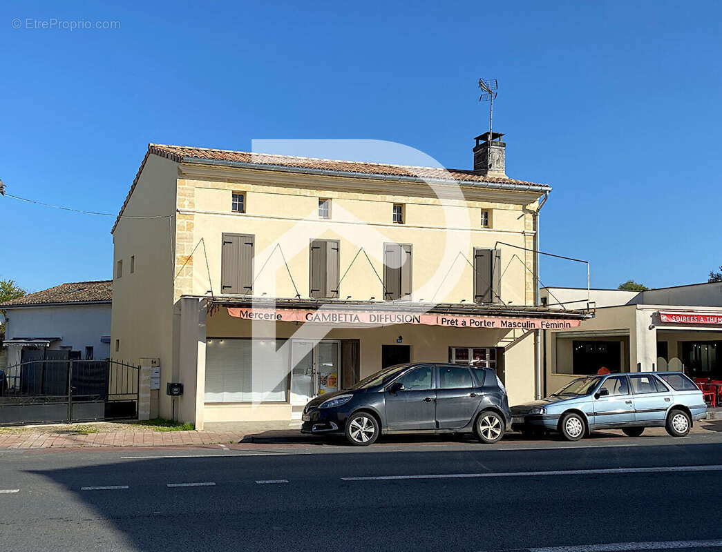 Maison à SAINT-SEURIN-SUR-L&#039;ISLE
