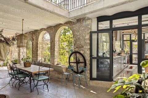 Maison à LA COLLE-SUR-LOUP