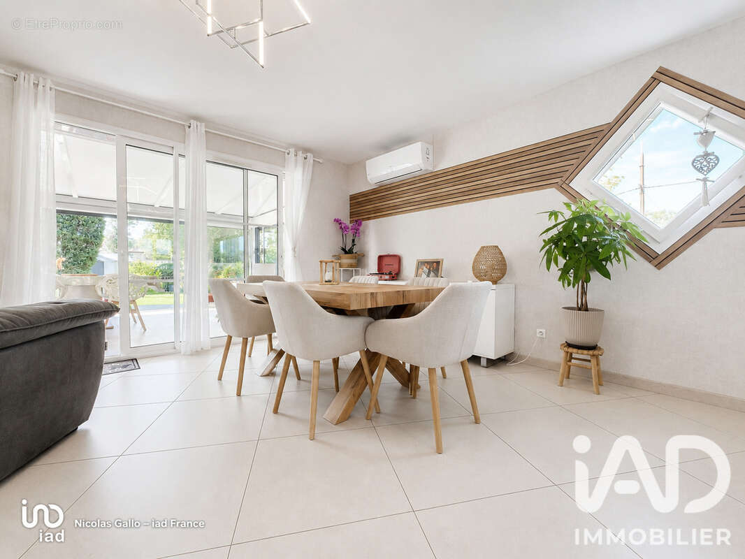 Maison 156 m² à Sadirac  - photo 5