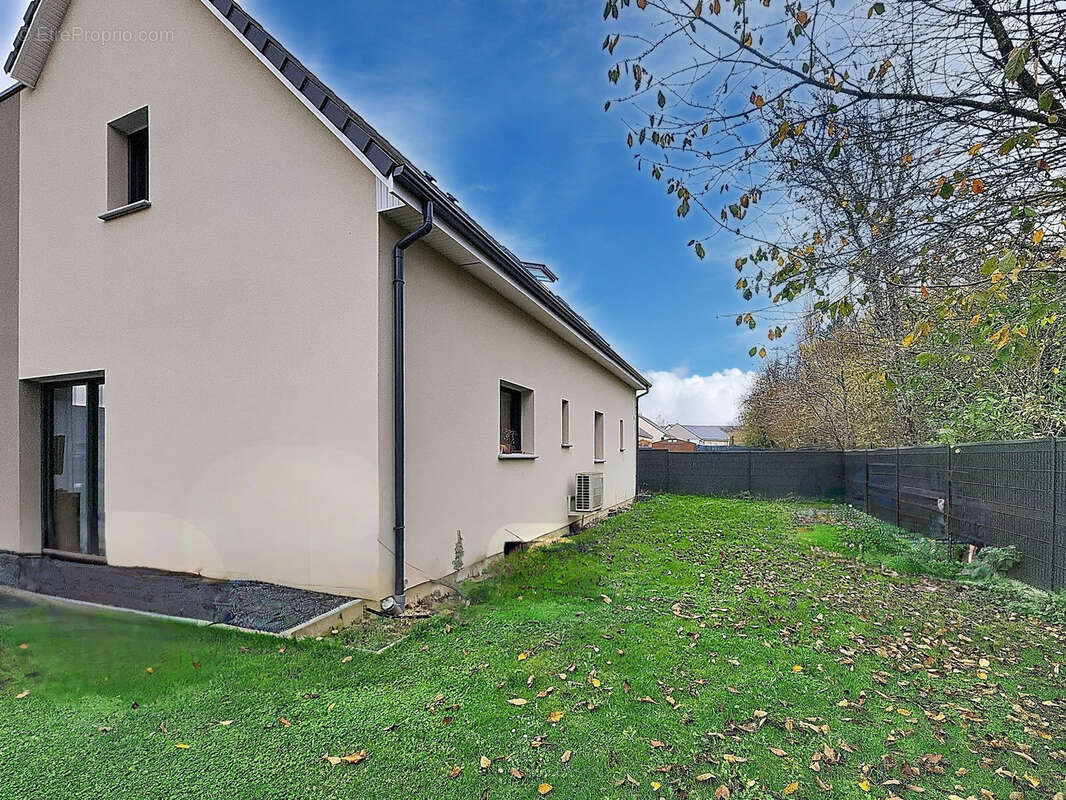 Maison à ROMILLY-SUR-ANDELLE