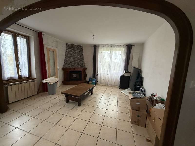 Maison à SAINT-LEGER-BRIDEREIX