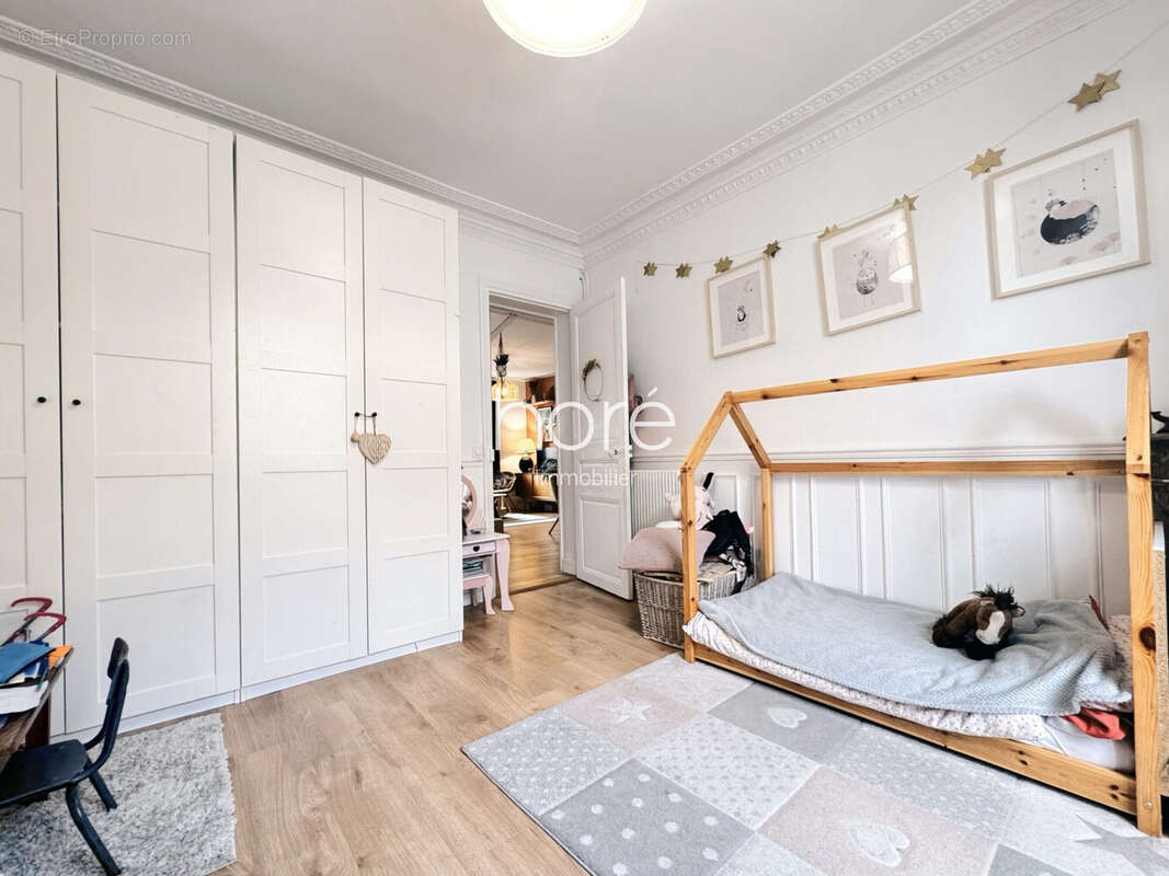 Appartement à COLOMBES