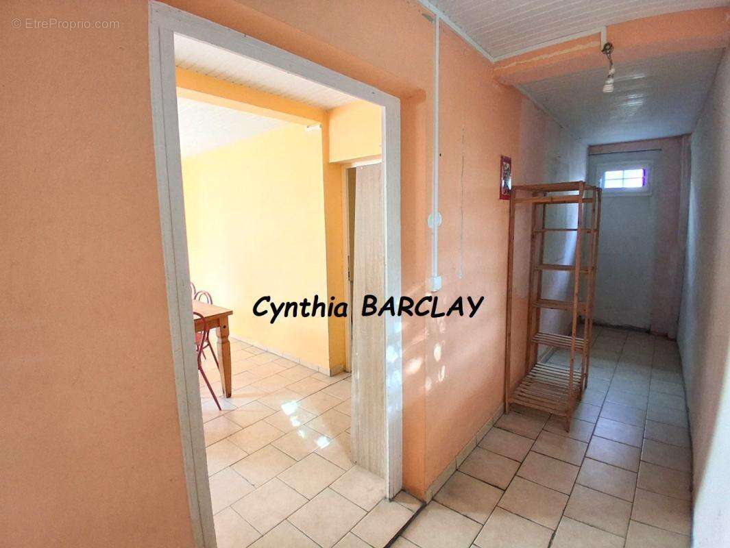 Maison 80 m² à Fort-De-France  - photo 12