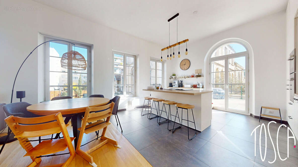 Appartement à THIAIS