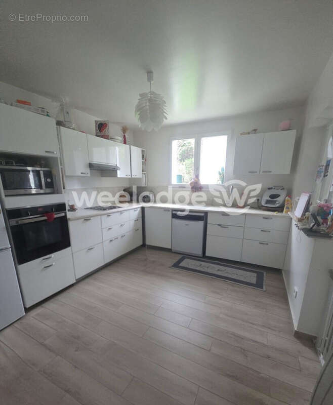 Maison à VERNEUIL-SUR-SEINE