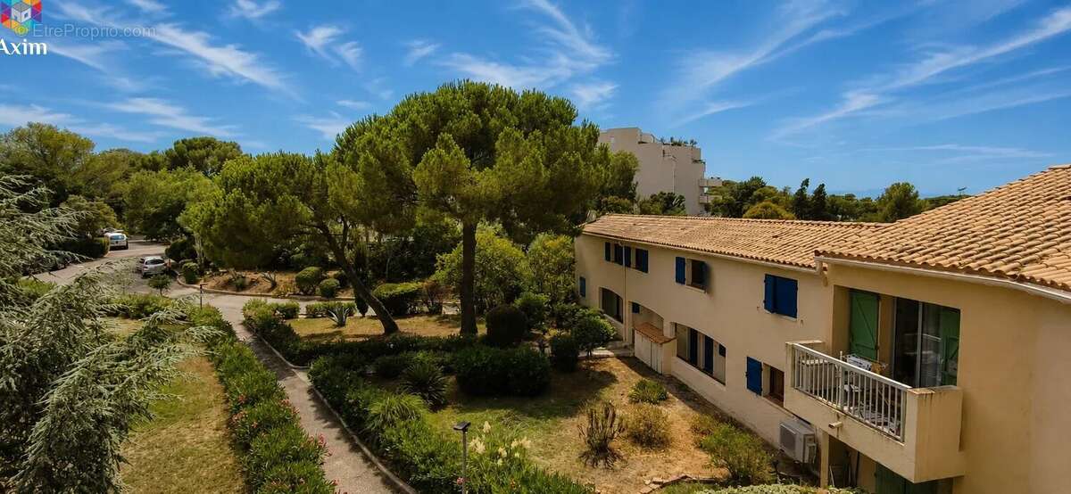 Saint-raphaël – appartement avec terrasse couverte – vue sur les jardins - photo 10