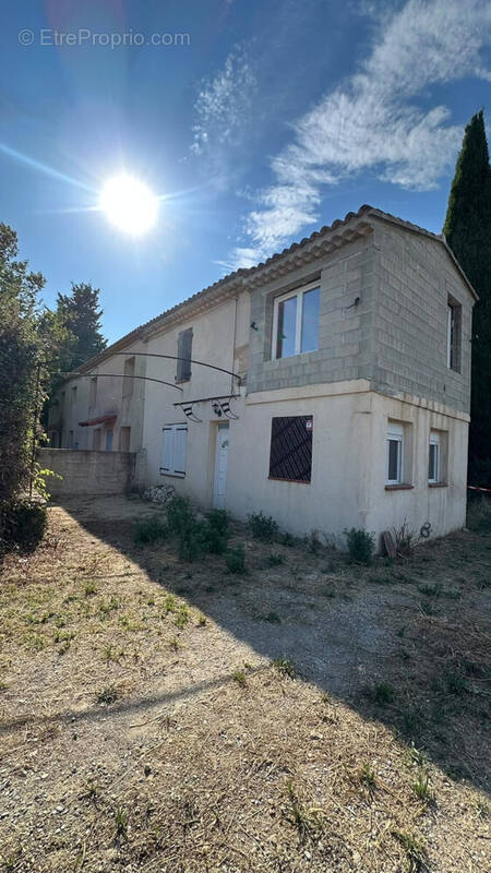 Maison à MALLEMORT