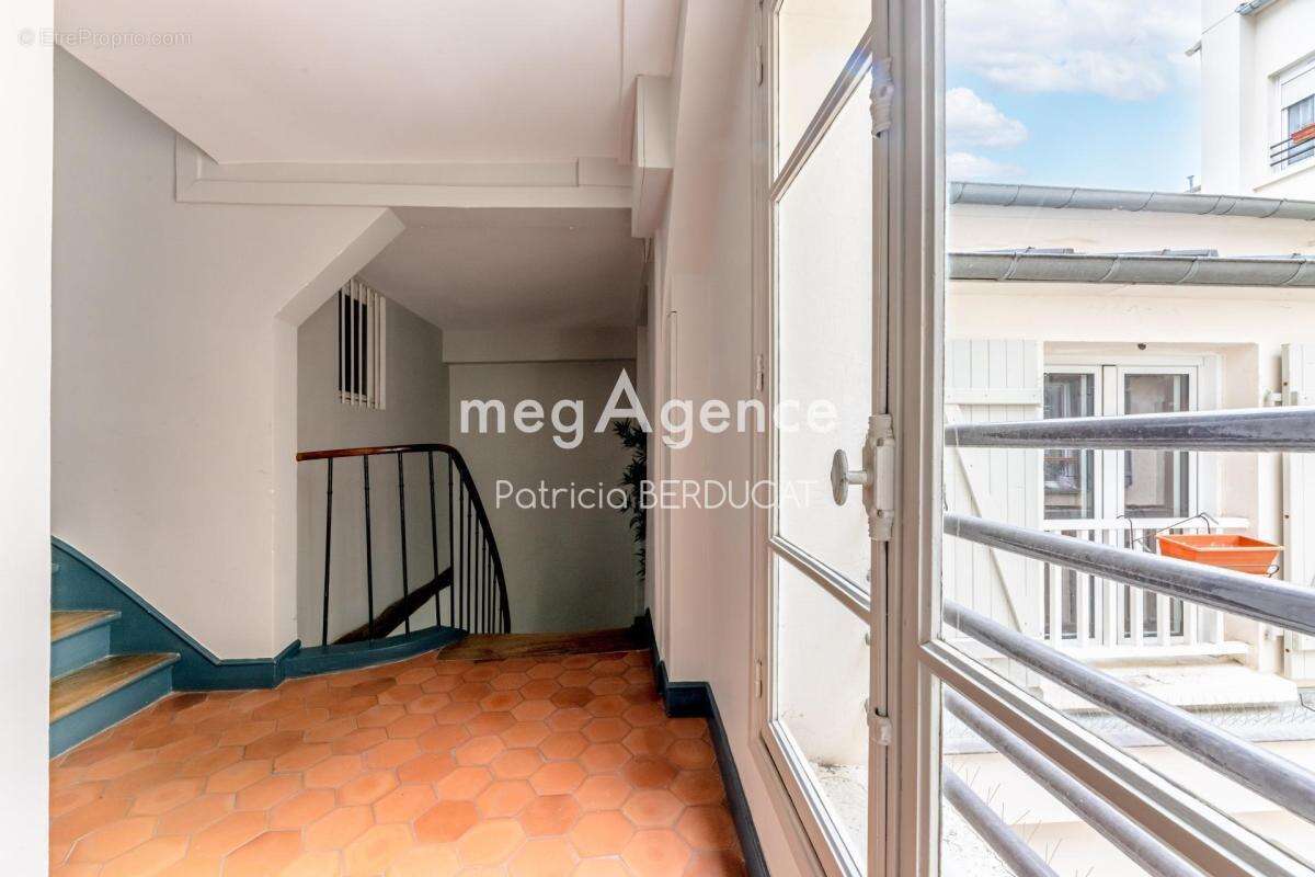 Appartement à PARIS-20E