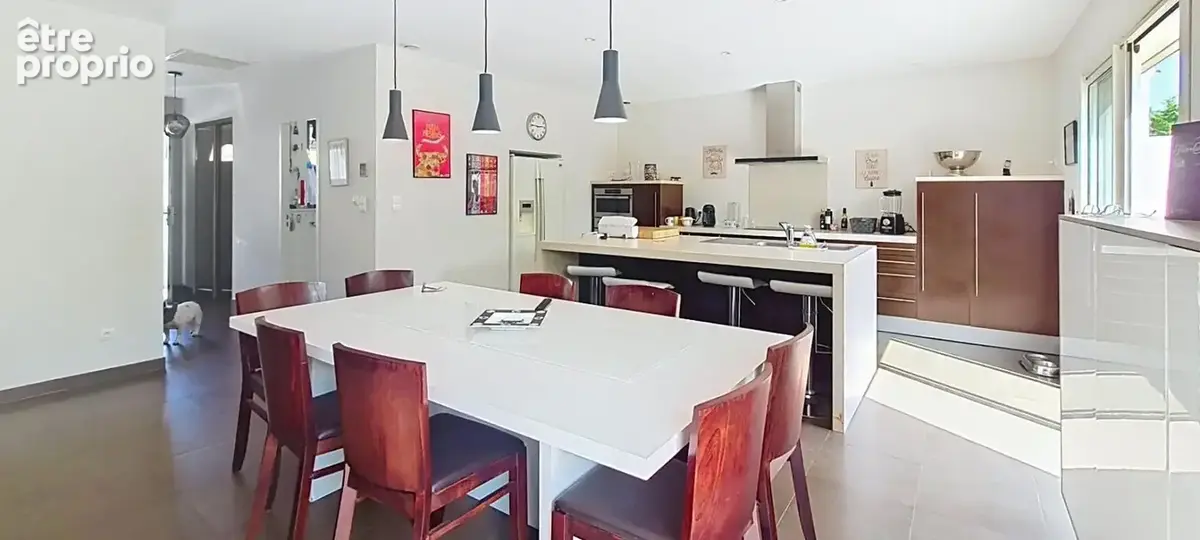VIlla de 135 m² de plein pied avec piscine sur un terrain de 506m² - photo 7