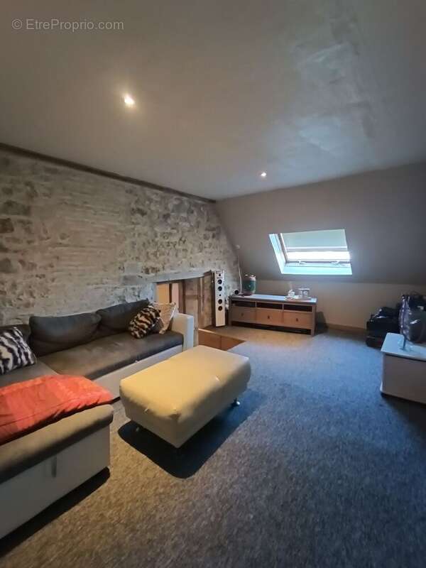 Maison à MEZIERES-EN-BRENNE