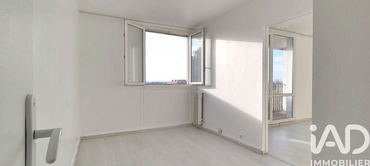 Photo 8 - Appartement à AULNAY-SOUS-BOIS