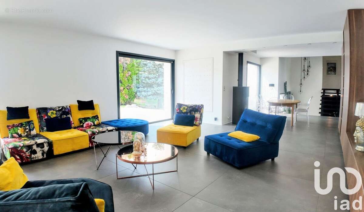 Photo 3 - Maison à SURY-LE-COMTAL