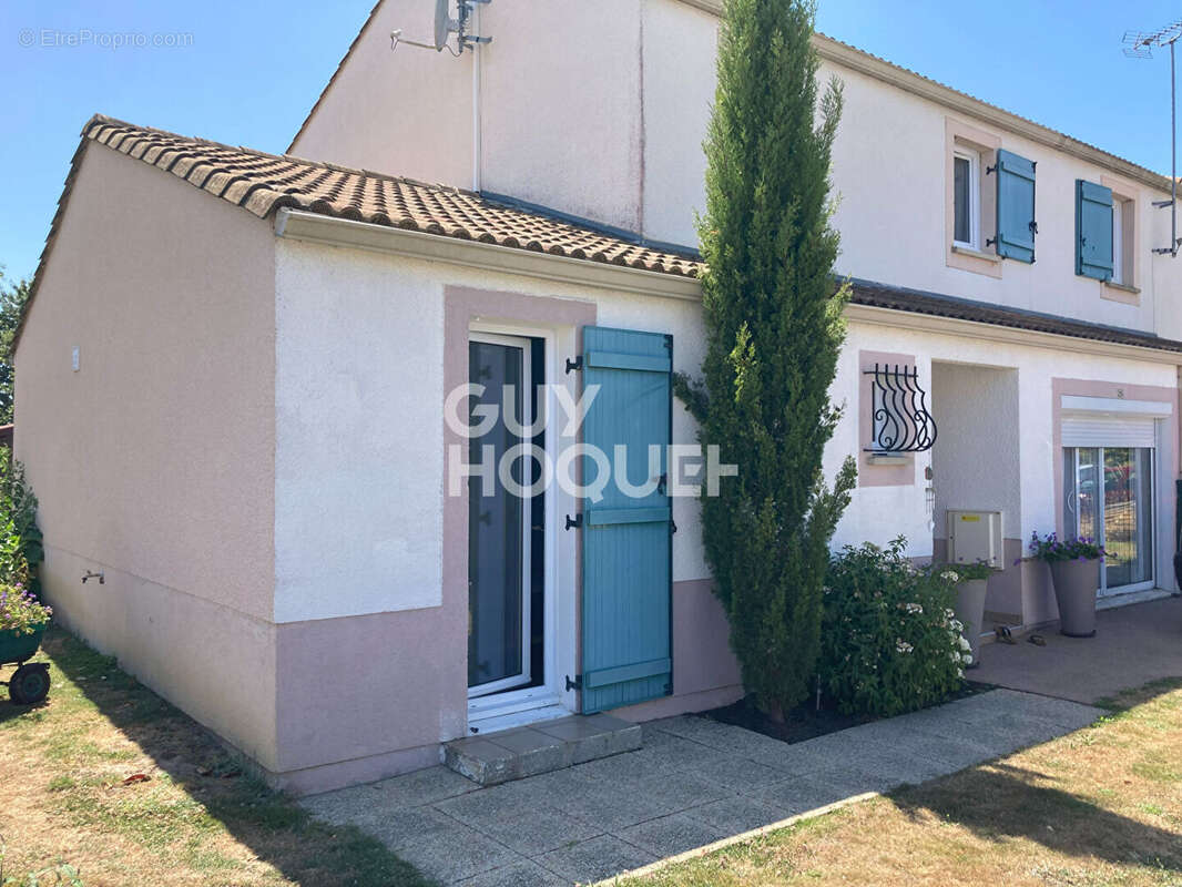 Maison à BEAUVOIR-SUR-MER