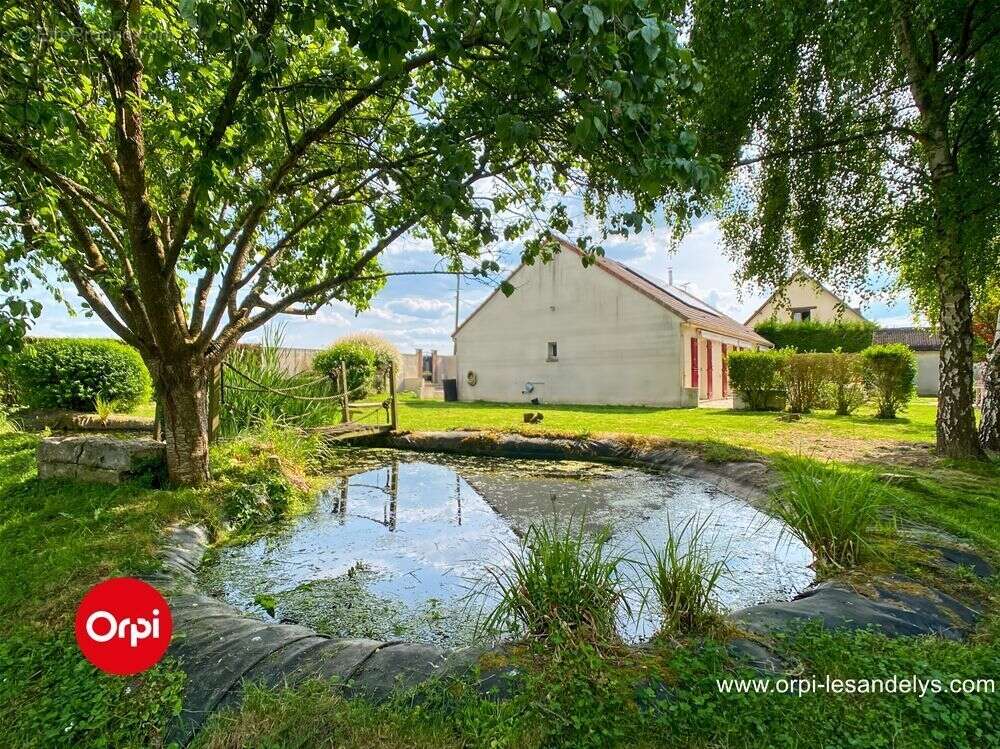 Maison à LES THILLIERS-EN-VEXIN
