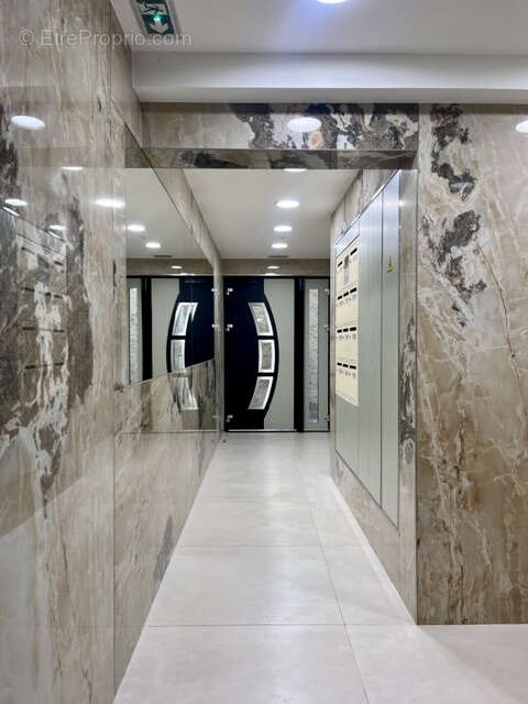 Appartement à AURIOL