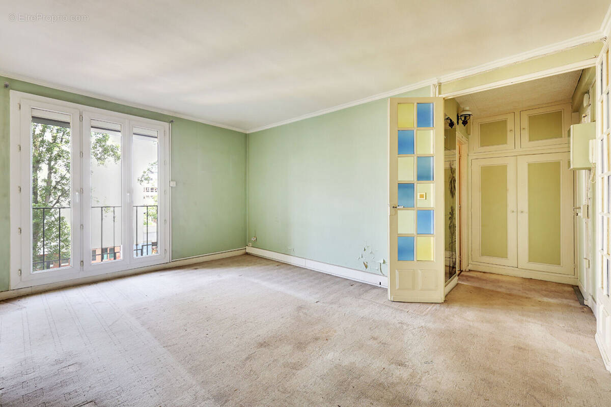 Appartement à PARIS-12E