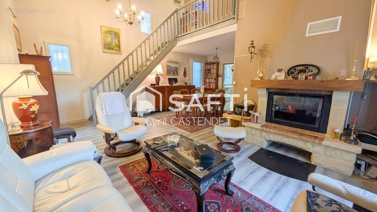 Photo 1 - Maison à ESTILLAC