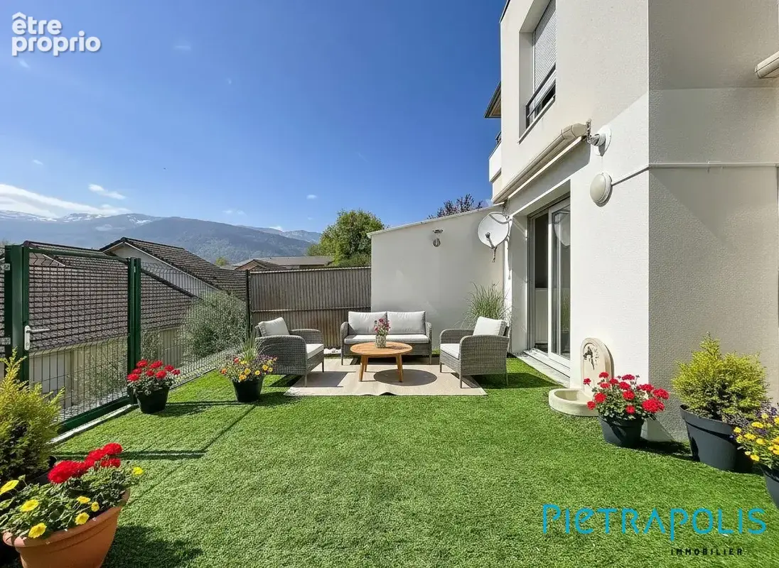 Photo Maison à Cessy au prix de 449 000€