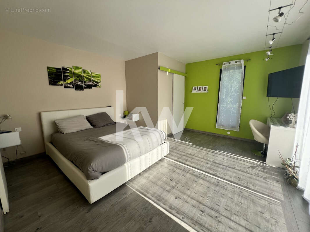 Maison 159 m² à Saint-Jean-De-Braye  - photo 4