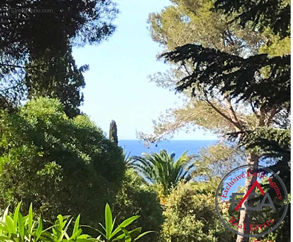 Terrain à LA CROIX-VALMER