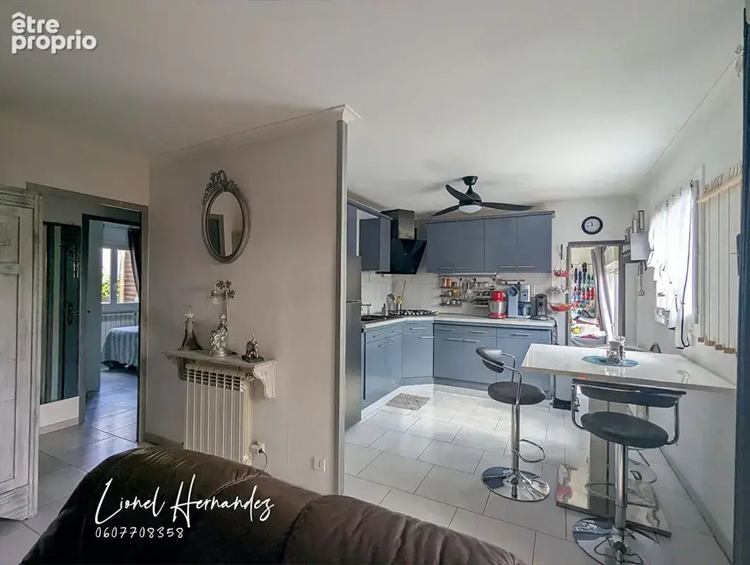 Maison individuelle de plain-pied avec piscine et terrain clos de 558m² - photo 8